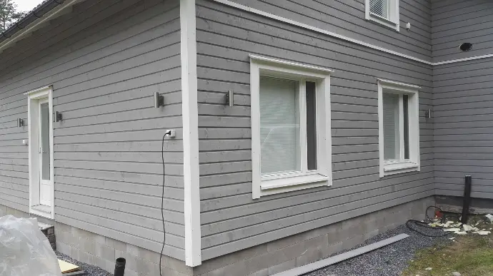 Puuha-Ari ulkoremontti ja talon ulkokuoren vaihto sekä maalaus